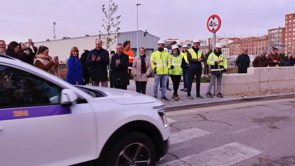 El concejal de Urbanismo, Ignacio Zarandona, en la reapertura del túnel de Labradores