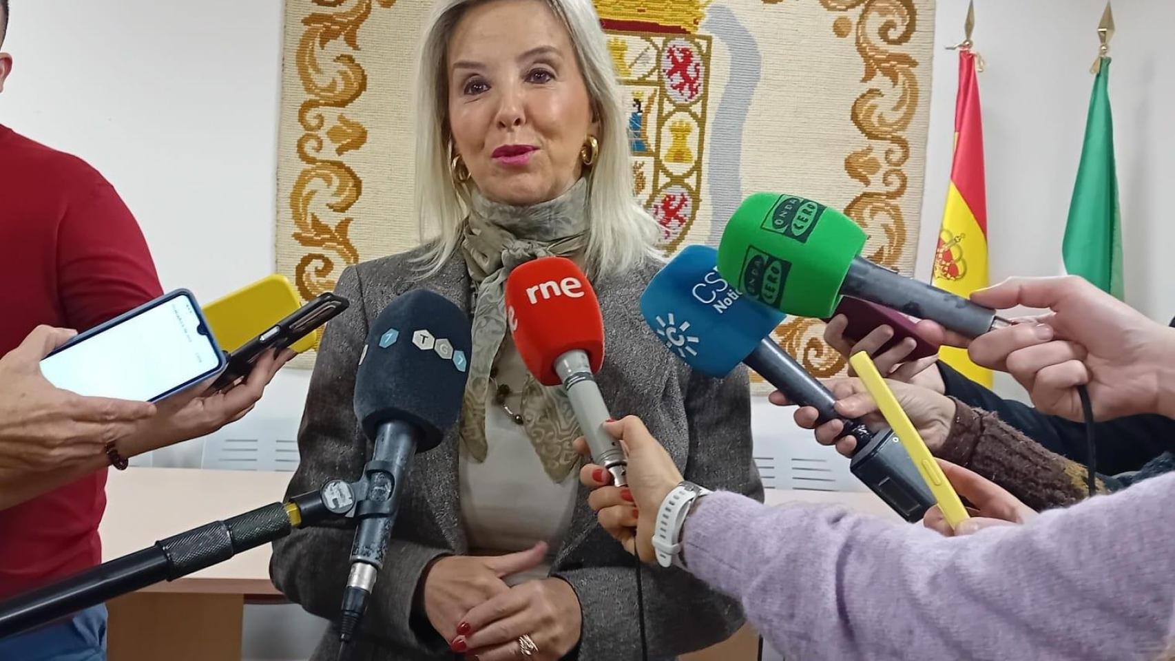 La fiscal superior de Andalucía, Ana Tárrago, atiende a los medios.