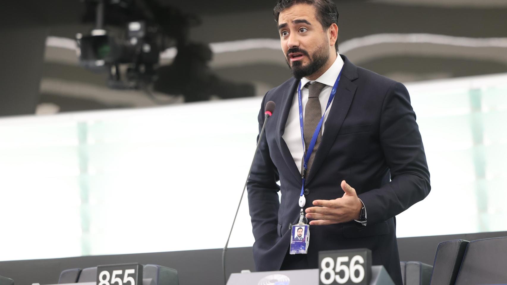Alvise, condenado a pagar 60.000€ a Ábalos por publicar fotos de él en su terraza y poner en duda su salud mental