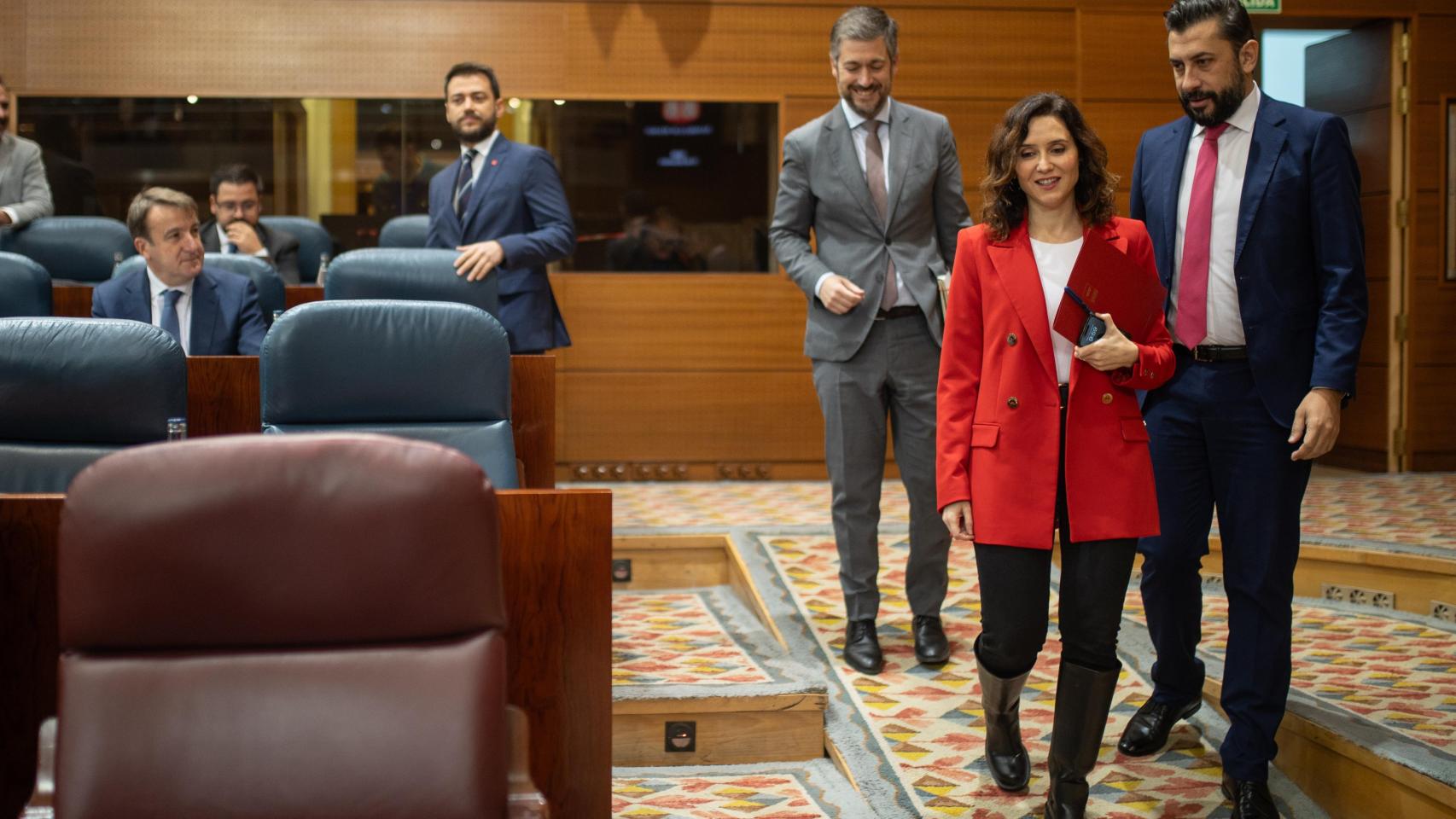 La presidenta de la Comunidad de Madrid, Isabel Díaz Ayuso y el portavoz del PP en la Asamblea de Madrid, Carlos Díaz-Pache.