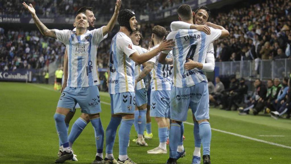 Los jugadores del Málaga CF celebran un gol contra el Eldense.