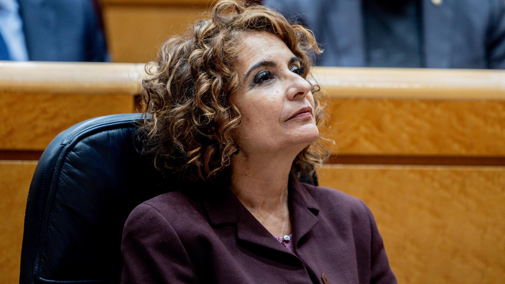 María Jesús Montero, madrina de las mociones de censura al PP en Andalucía:  la rebaja de deuda como palanca del cambio