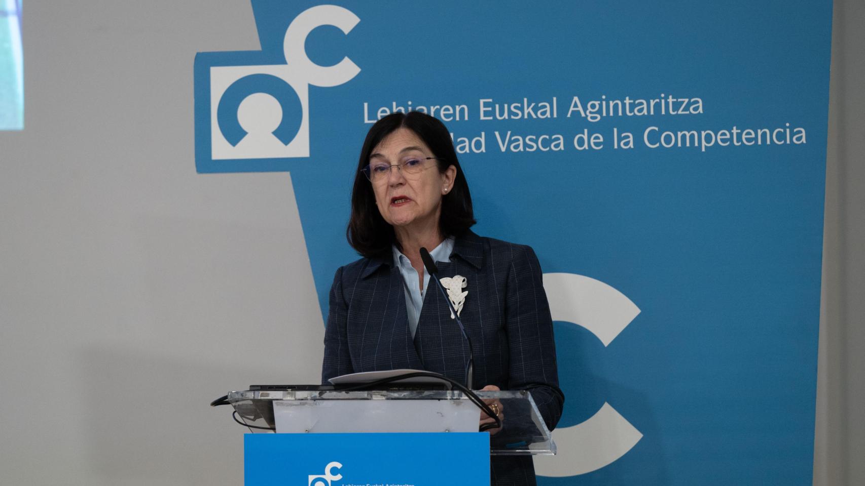 Cani Fernández, presidenta de la CNMC, durante su intervención en las XV Jornadas Nacionales de Defensa celebradas en Bilbao el 17 de octubre de 2024.