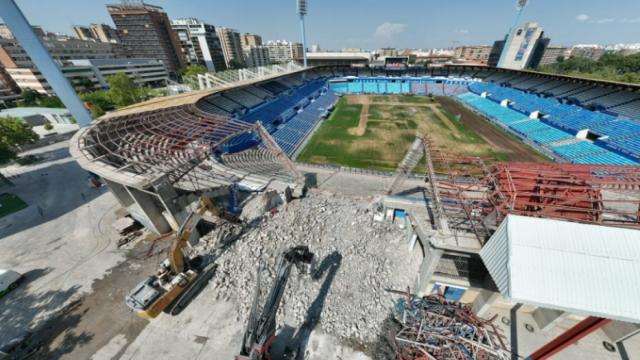 El estadio de La Romareda en obras.