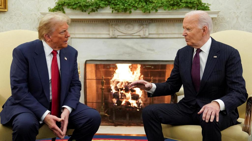 El presidente Joe Biden se reúne con el presidente electo Donald Trump.