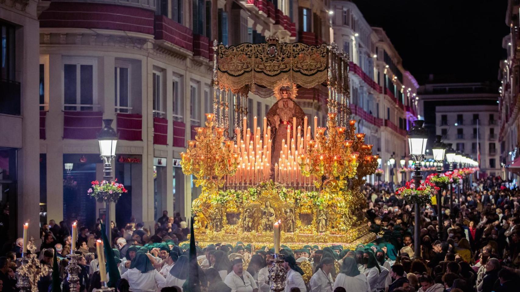 Virgen de la Esperanza de Málaga.