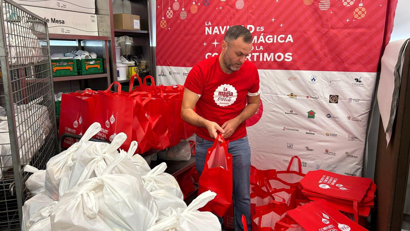 Coca-Cola se une a la Cocina Económica A Coruña para repartir 1.500 comidas a familias vulnerables