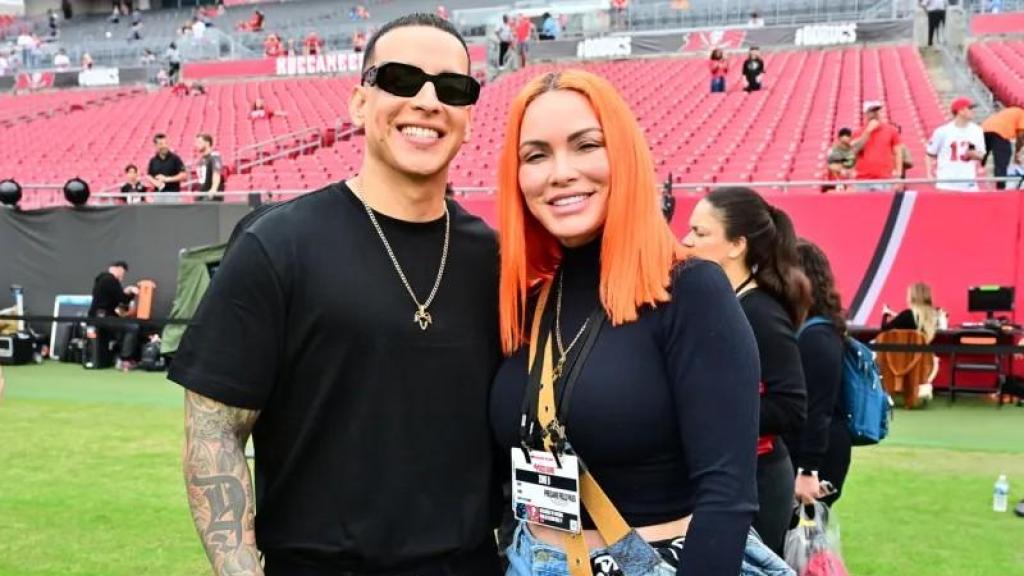 Daddy Yankee y Mireddys González, en una imagen de sus redes sociales.