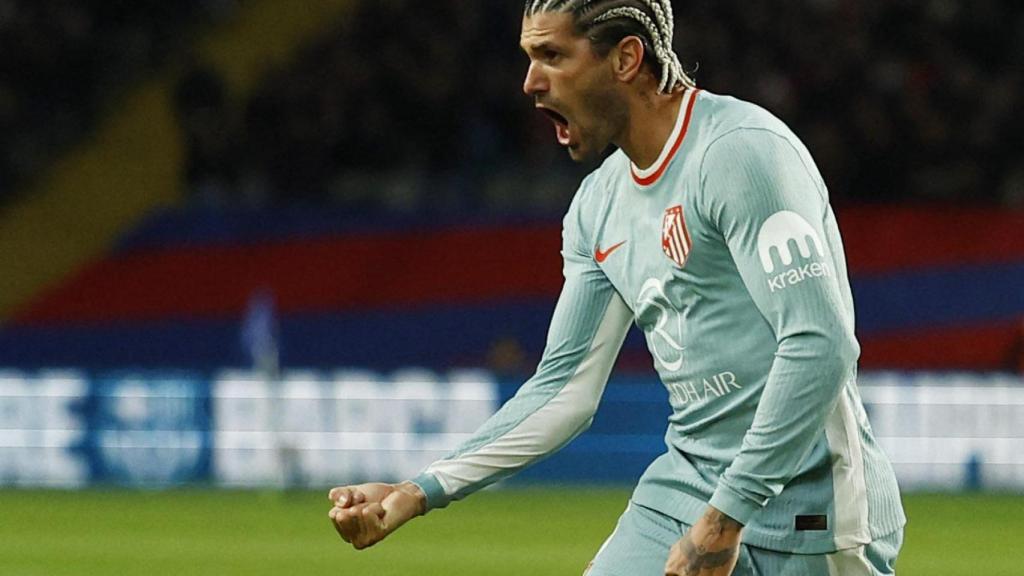 De Paul celebra el gol del empate ante el Barcelona.