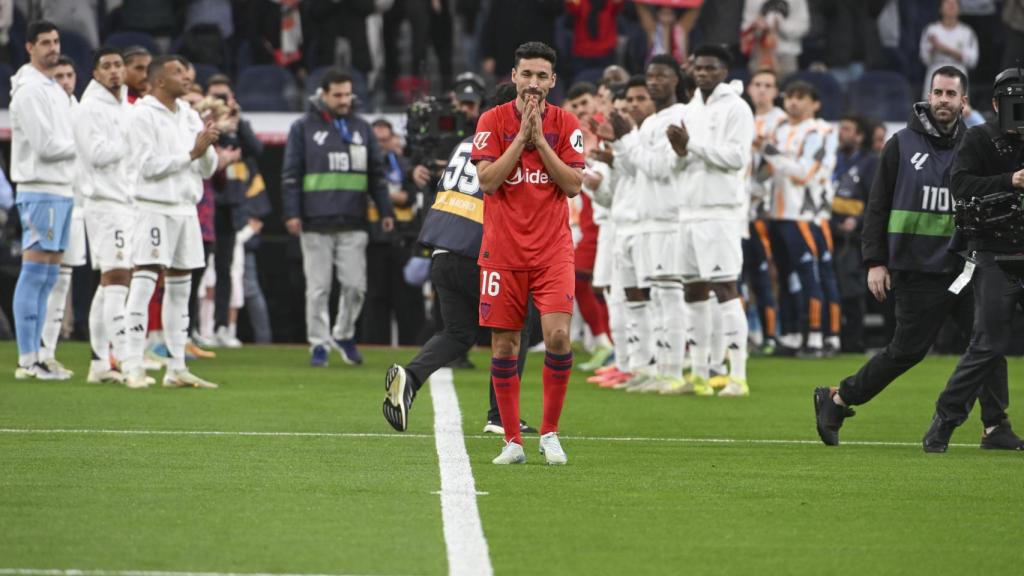 Jesús Navas agradece el apoyo al Santiago Bernabéu.