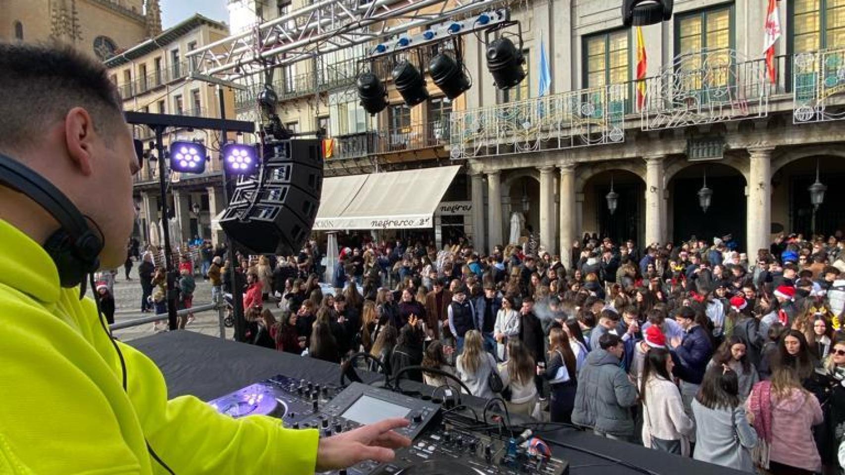 Imagen de la 'Tardebuena' en la Plaza Mayor de Segovia en el año 2023