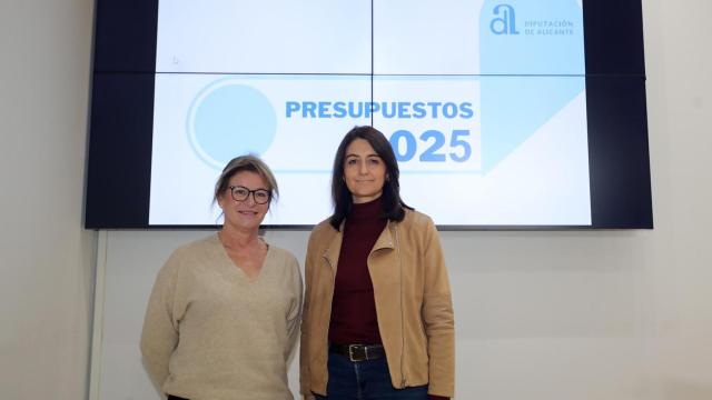 Las vicepresidentas Ana Serna y Marina Sáez, tras presentar los presupuestos este lunes.