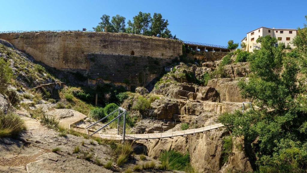 La presa romana de Almonacid de la Cuba.