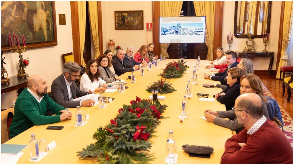 Encuentro sobre la Cuarta Ronda en María Pita