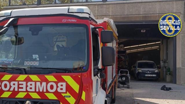 Camión de bomberos en Sevilla. Imagen de archivo