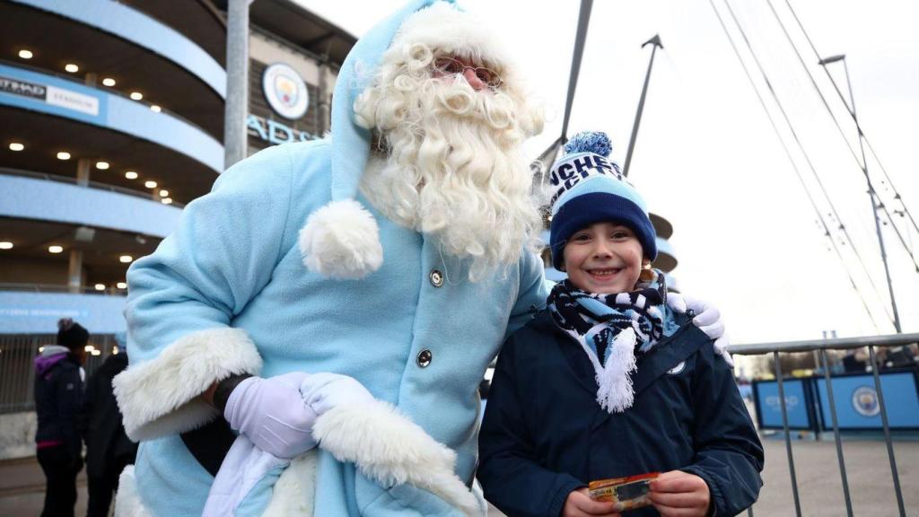 Un Papá Noel, versión Manchester City