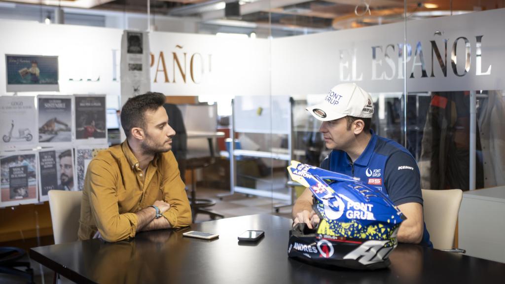 El piloto Lorenzo Santolino durante una entrevista con EL ESPAÑOL.