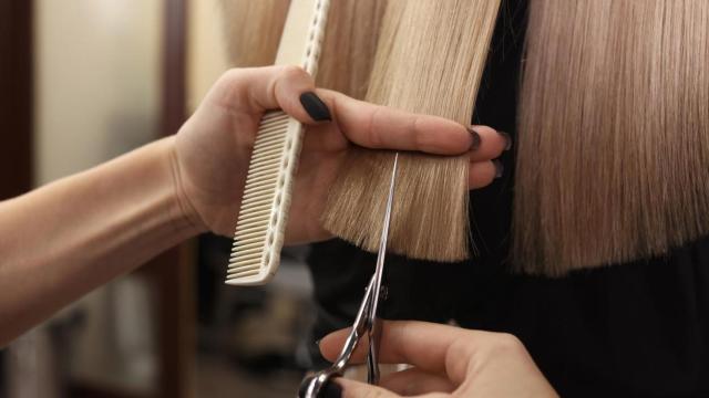 Mujer en la peluquería.