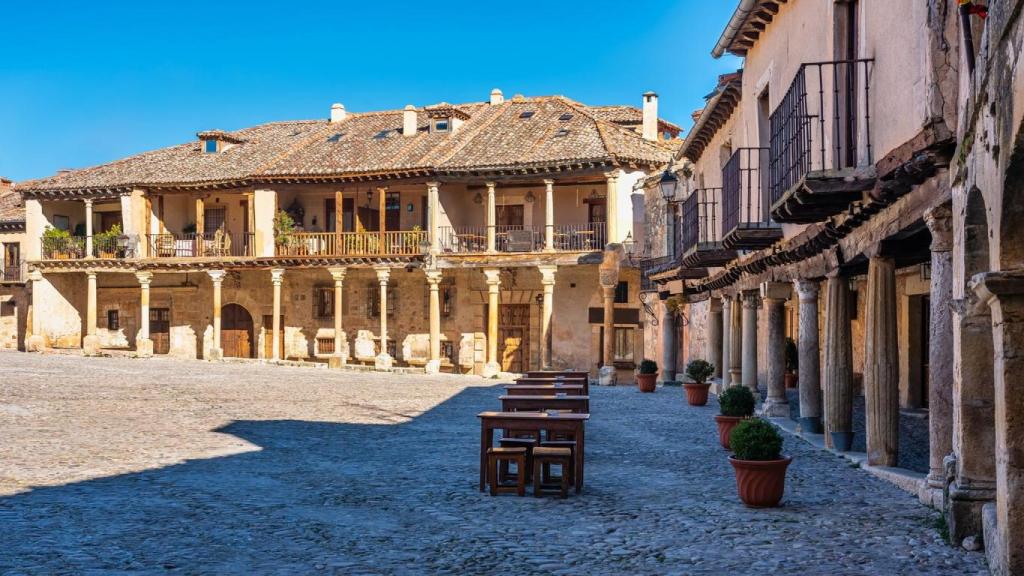 Plaza mayor de Pedraza.