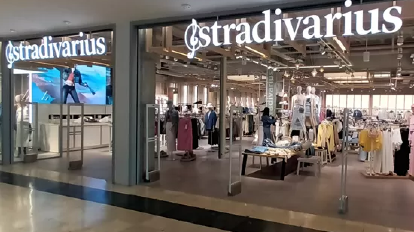 Tienda de Stradivarius.