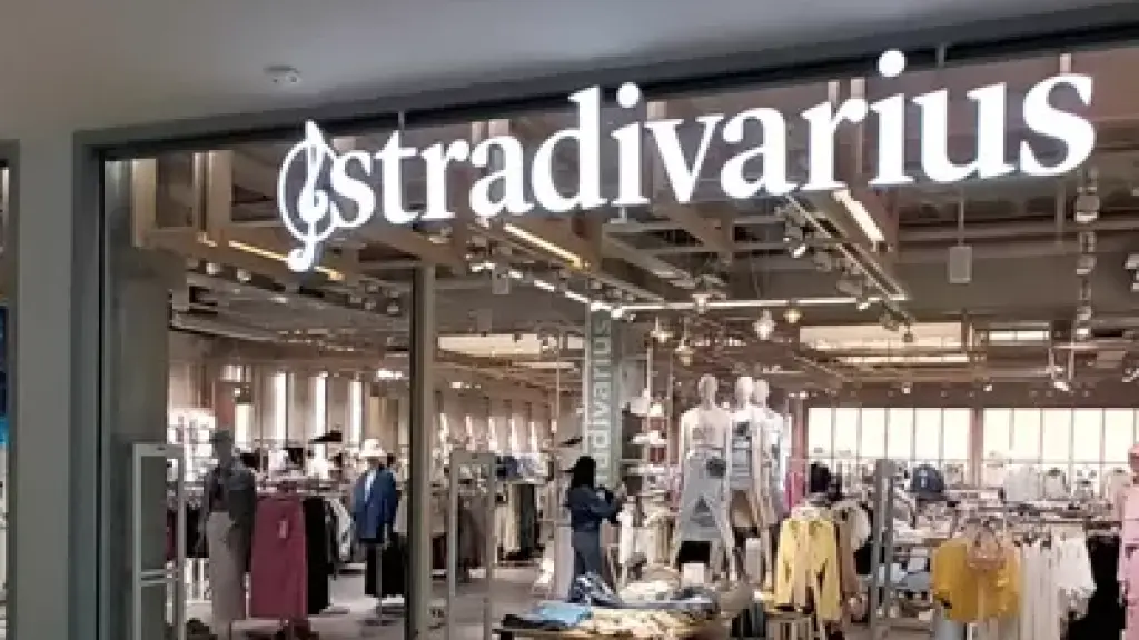 Tienda de Stradivarius.