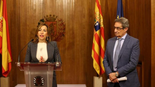 Natalia Chueca (PP) y Julio Calvo (Vox) durante la presentación del presupuesto de este 2024.