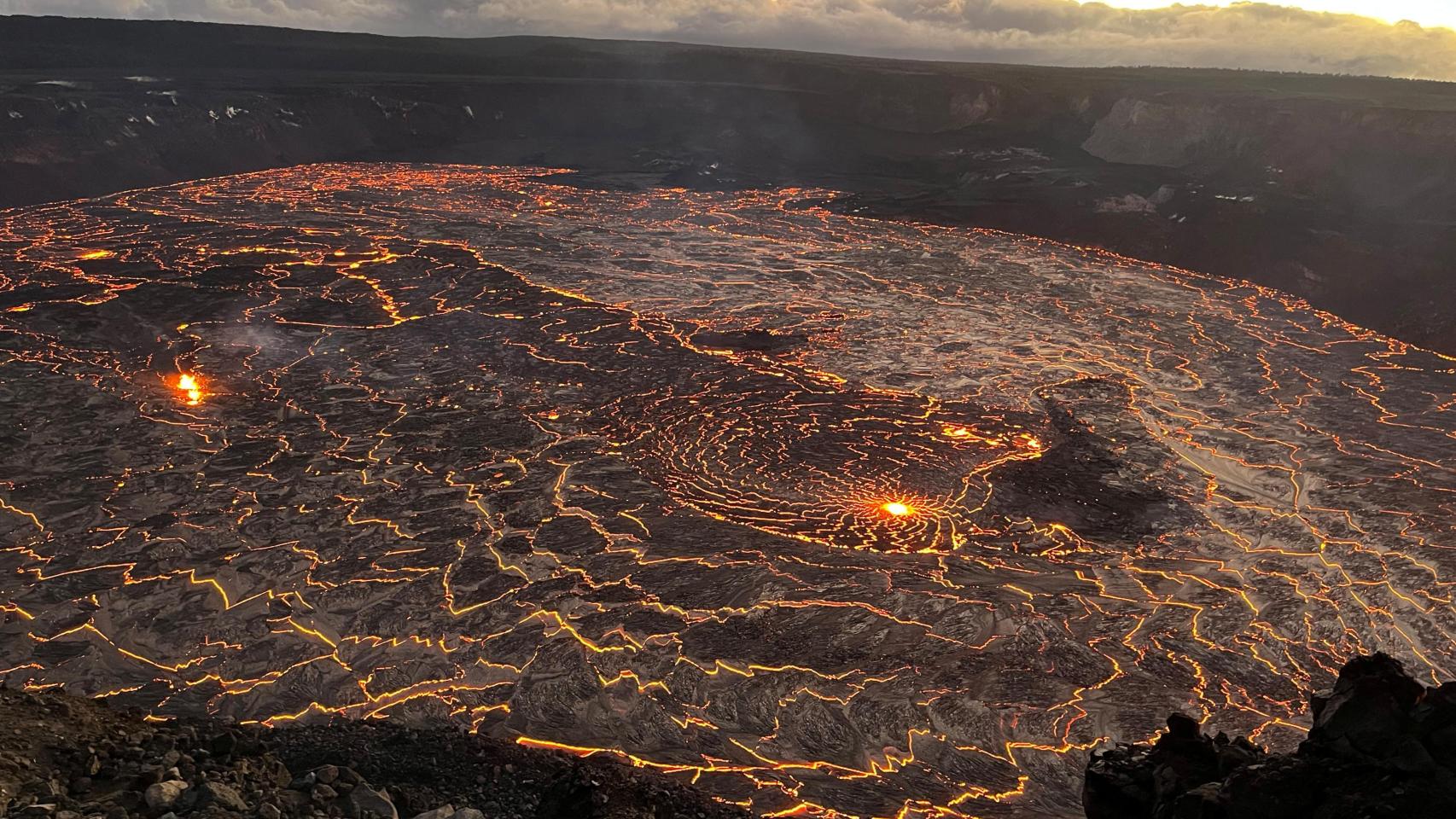 El volcán Kilauea entra en erupción en Hawái: las espectaculares imágenes