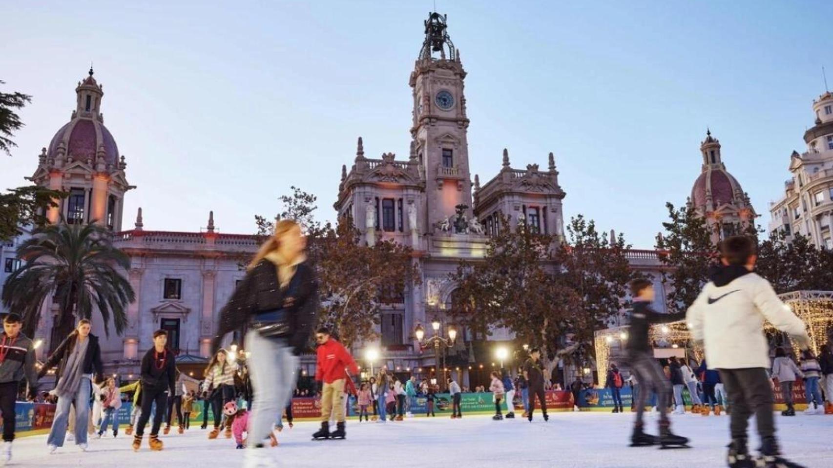 Pista de hielo. Visit Valencia