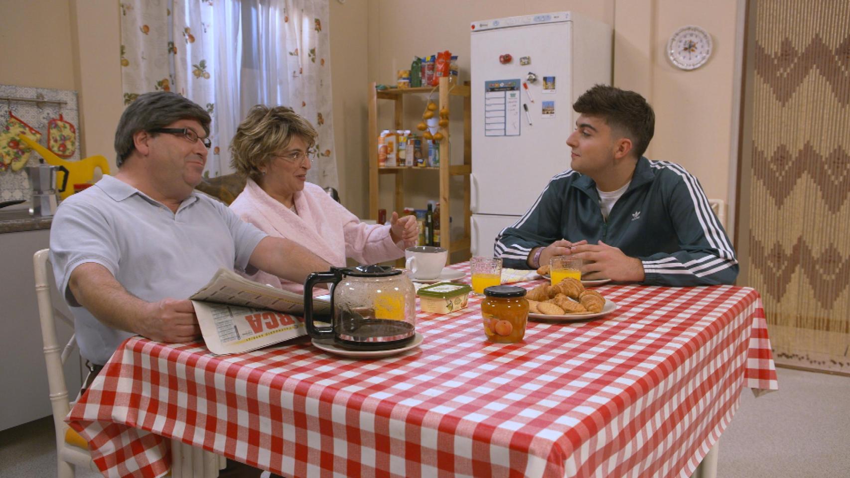 Nuevo invitado a desayunar en la cocina más aragonesa: Juanjo Bona desvela el misterio del tercer campanero