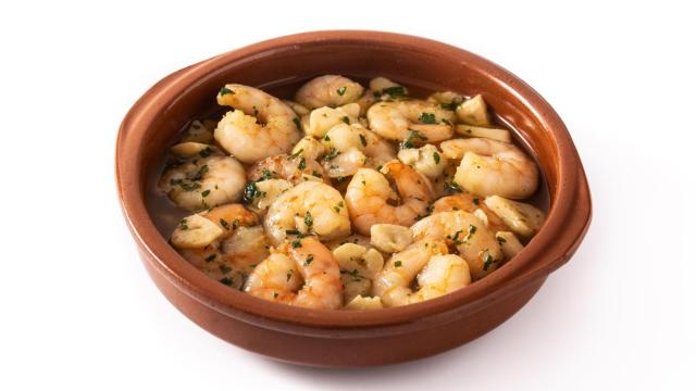 Un plato de gambas al ajillo.