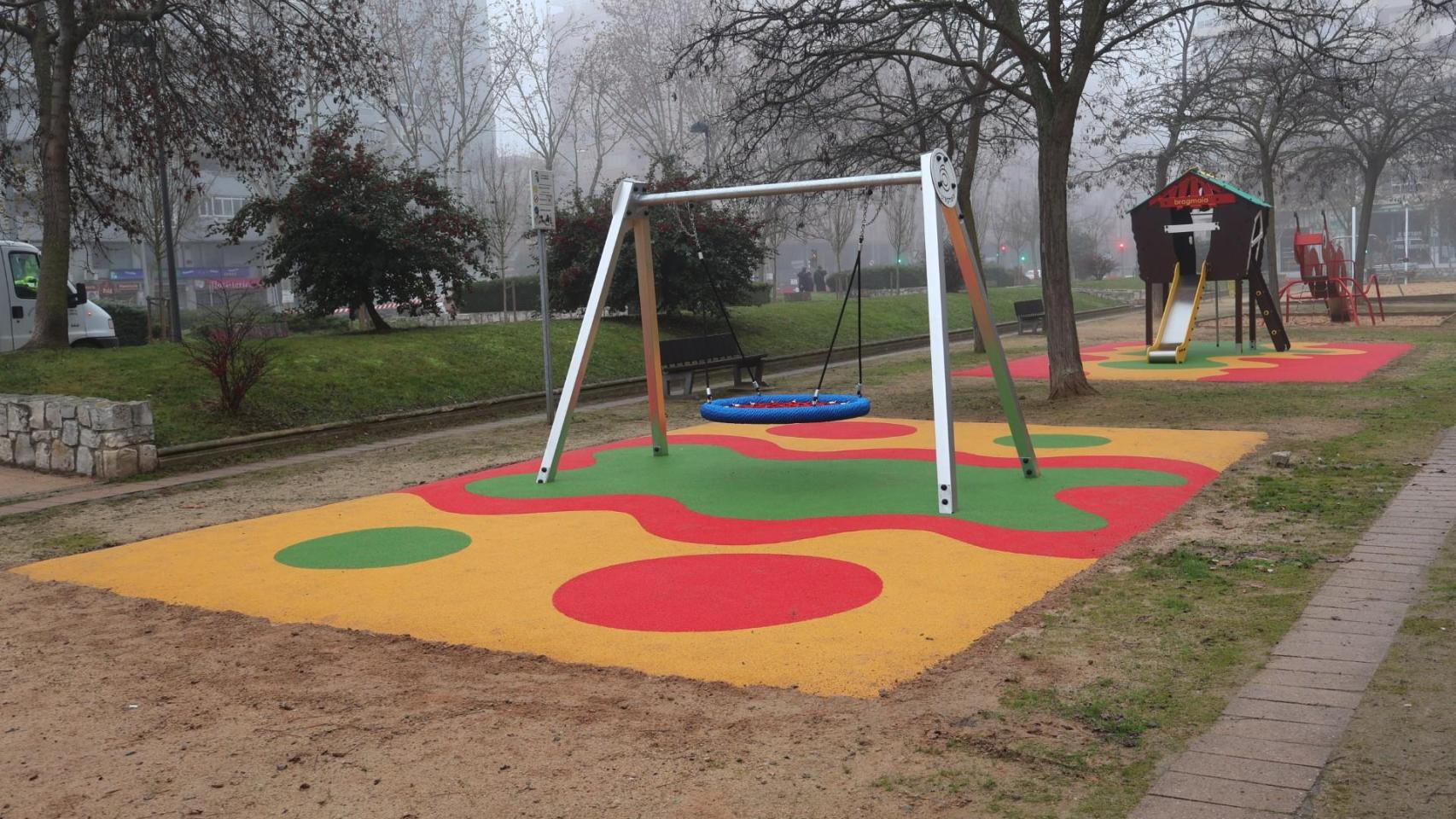 El parque infantil Las Viñas de Zamora tras la renovación