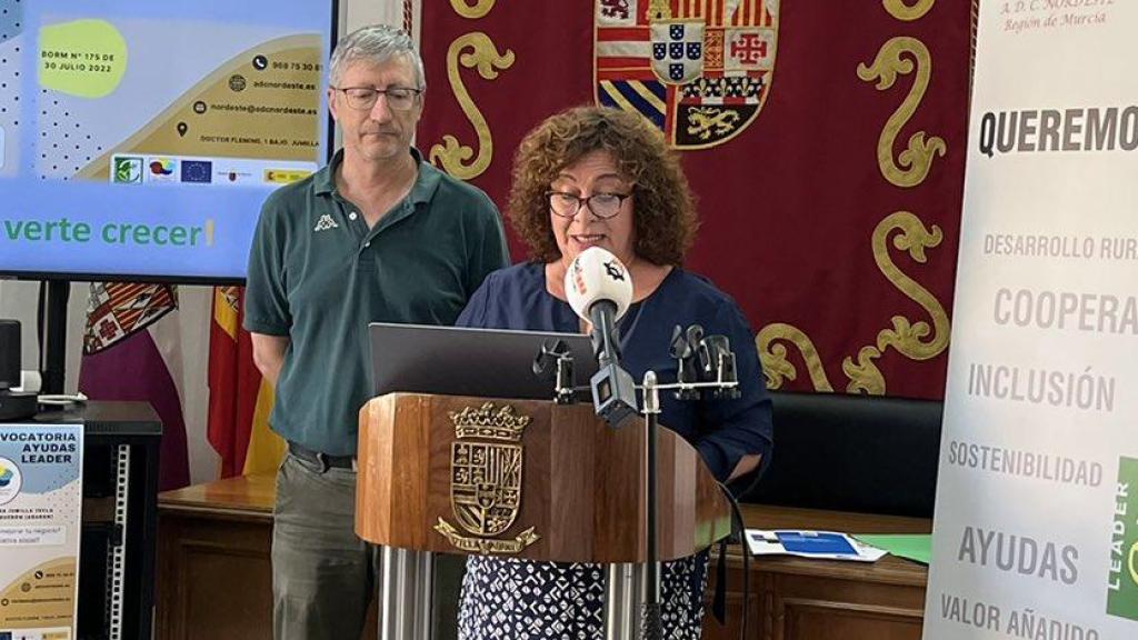 María Dolores Saurín interviene en el Ayuntamiento de Abanilla durante su etapa como teniente de alcalde, en 2022.