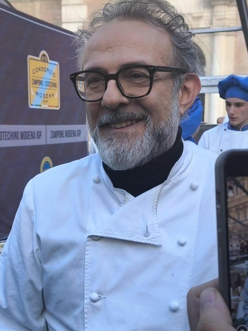 Massimo Bottura durante la 13ª Fiesta del Zampone y Cotechino IGP de Módena.