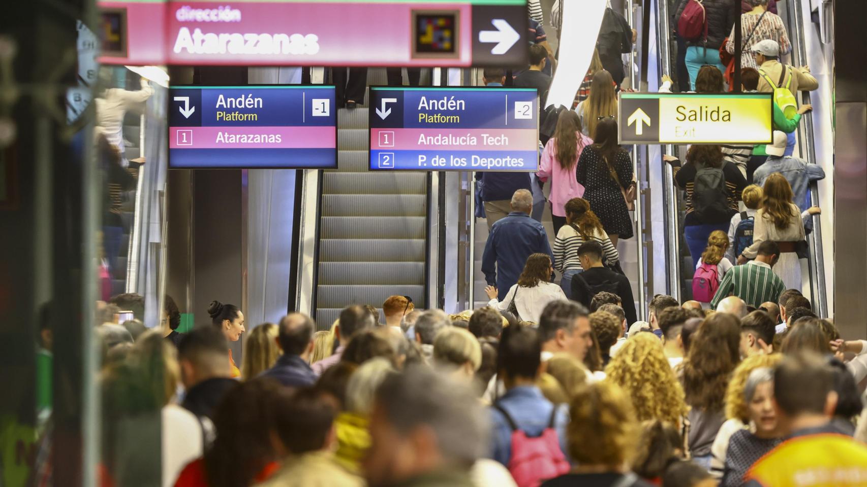 Interior de una de las estaciones del Metro de Málaga.