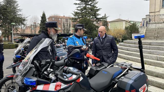 Presentación de las nuevas 14 motos para la Policía Local de León