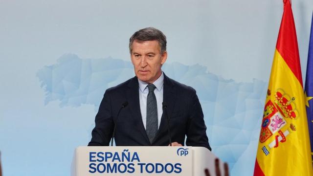 El líder del PP, Alberto Núñez Feijóo, durante la rueda de prensa ofrecida este viernes.