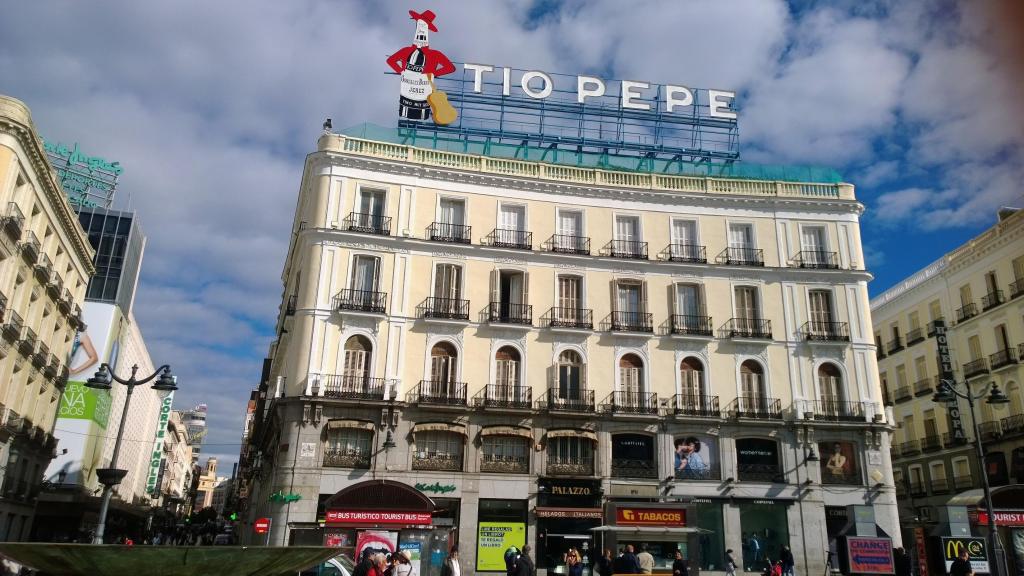 Los dueños de los balcones de la Puerta del Sol donde Broncano y Cristina Pedroche darán las Campanadas: