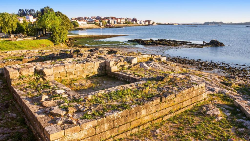 Ruinas do Castelo da Lúa.