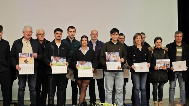 Presentación del calendario de 2025 en Ponteareas.