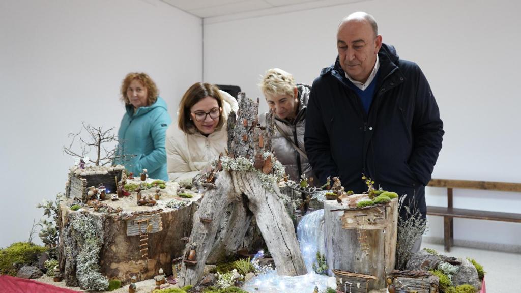 De Vicente en la visita al belén del Bercial