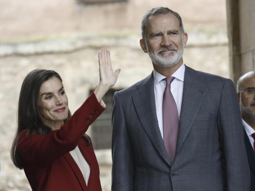 La Reina Letizia y el Rey Felipe VI, el pasado día 19 durante una visita al Ayuntamiento de Cuenca.