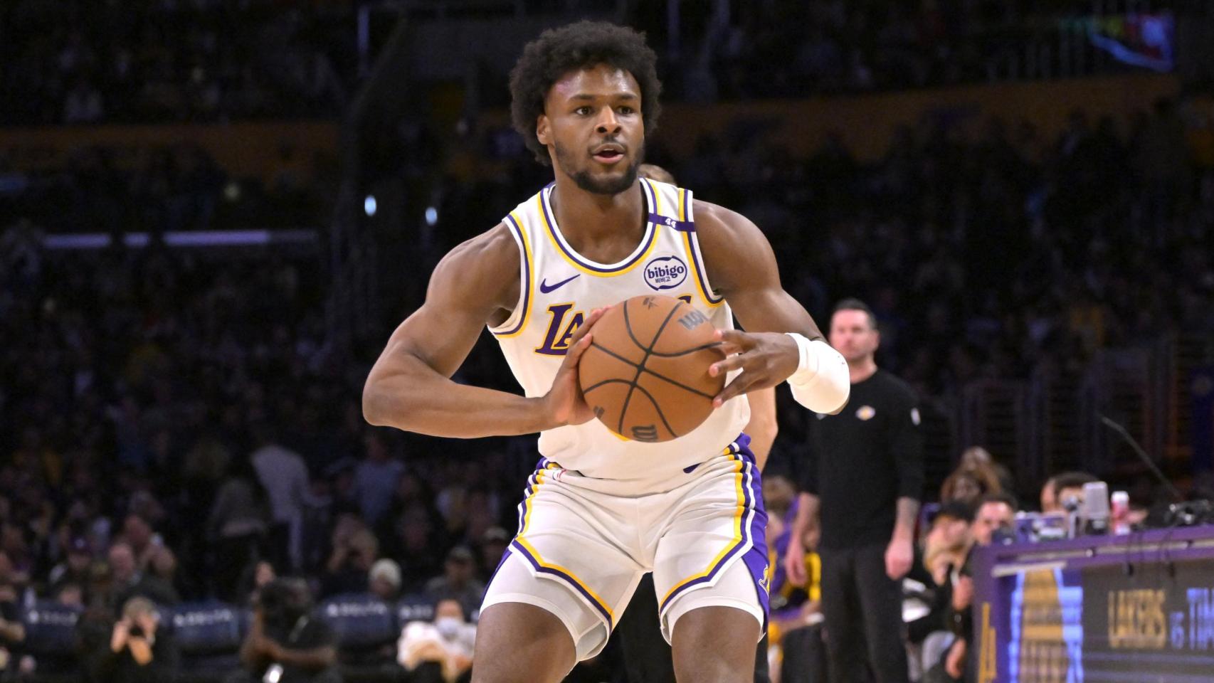 Bronny James, durante un partido con Los Ángeles Lakers