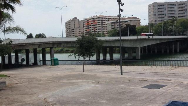 El Puente de los Remedios de Sevilla.