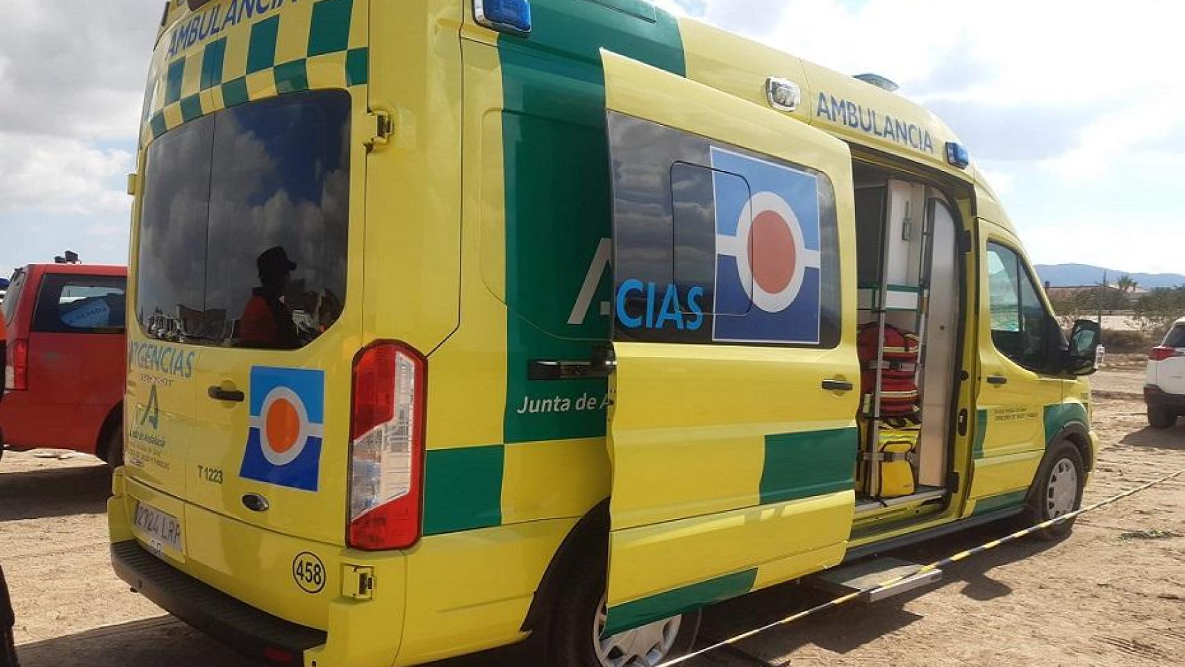 Imagen de archivo de una ambulancia del Centro de Emergencias Sanitarias 061.