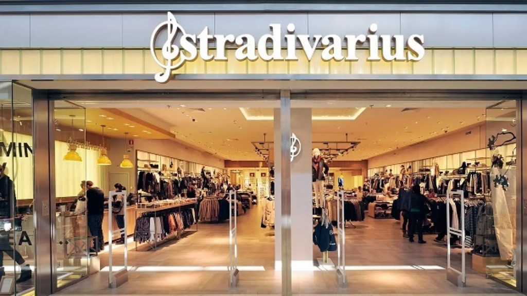 Tienda de Stradivarius.