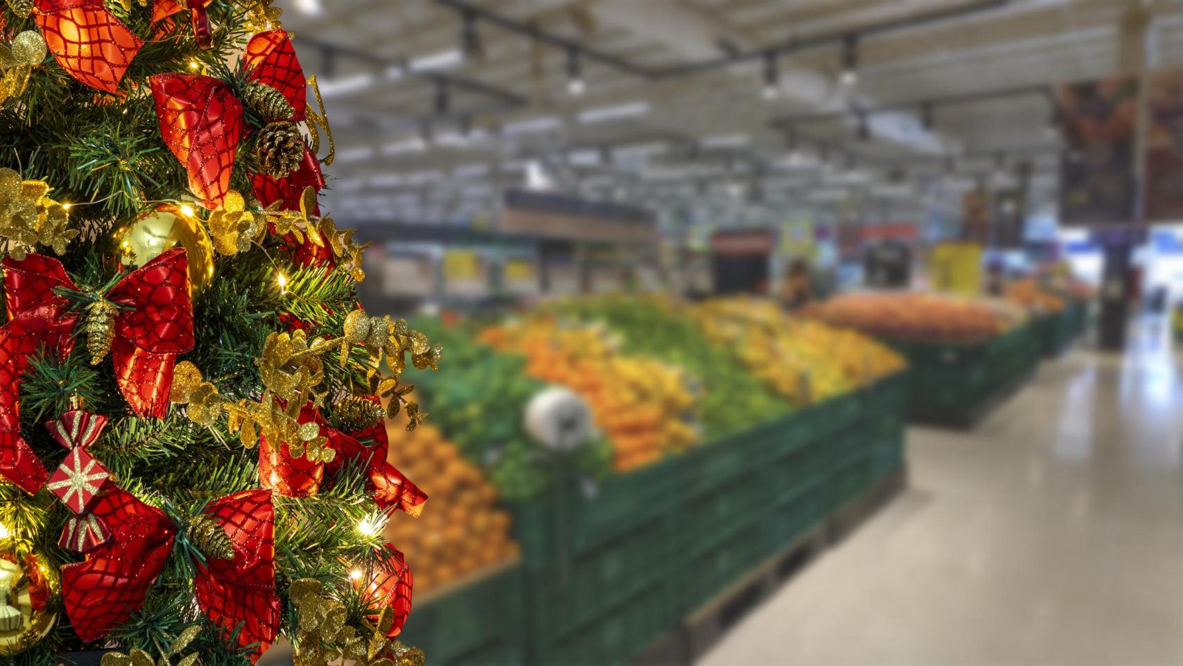 Imagen de archivo de un supermercado en Navidad.