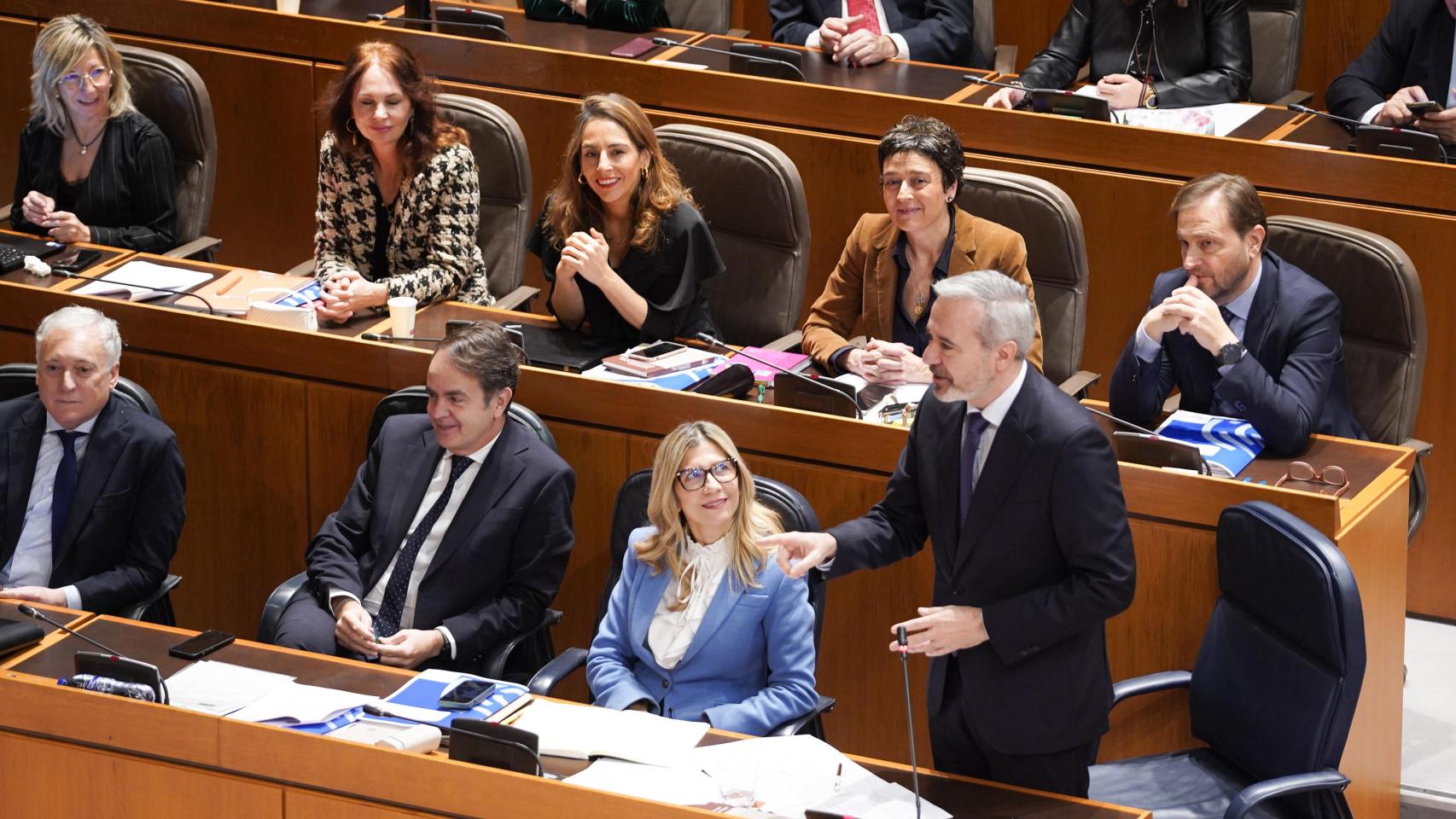 Azcón, en el último pleno de las Cortes de Aragón.