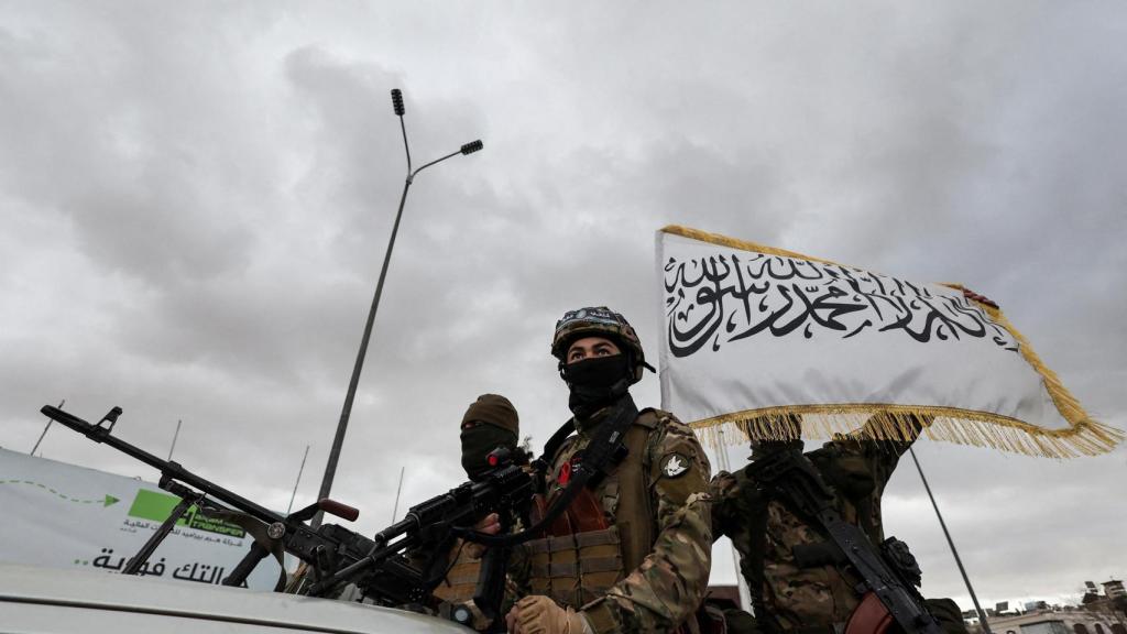 La Brigada Khaled, parte de Hay'at Tahrir al-Sham (HTS), en un desfile militar en Damasco en una imagen de archivo.