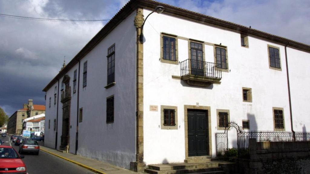 El exterior del Hospital de San Roque, que cuenta también con una capilla.