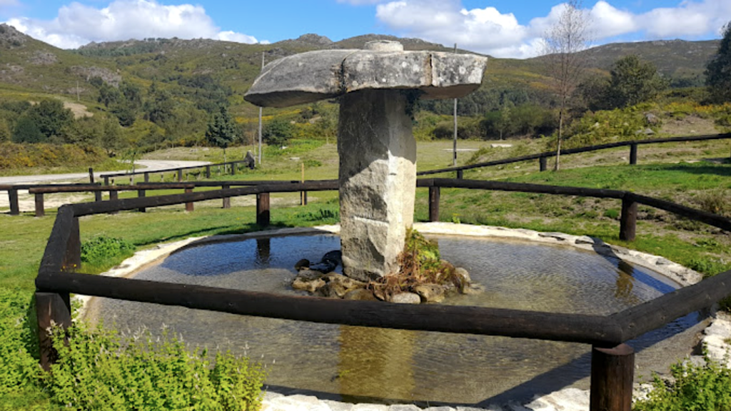 Fuente en la reserva natural de A Laxe